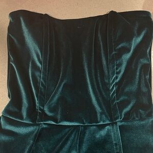 PrettyLittleThing Dark Green Velvet Maxi Dress